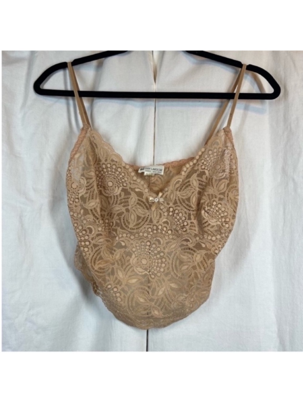 Vintage Guy Laroche ILGWU delicate romantic all over lace crop cami tank